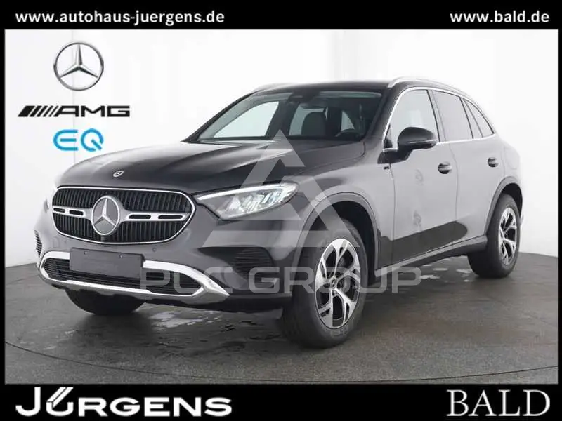 2025 Mercedes Benz GLC 300