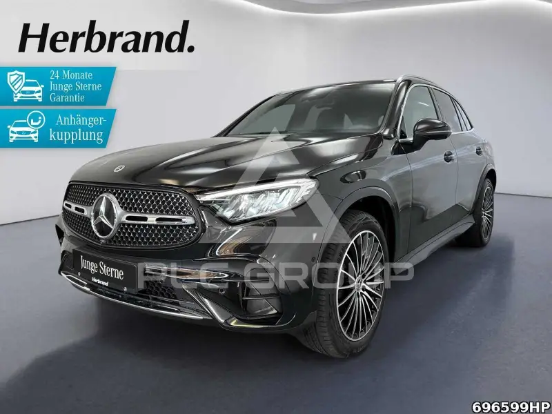 2025 Mercedes Benz GLC 300
