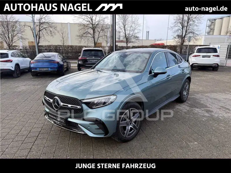 2025 Mercedes Benz GLC 300
