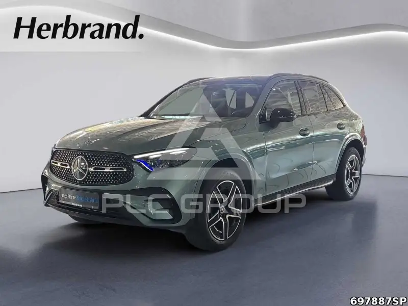 2025 Mercedes Benz GLC 300