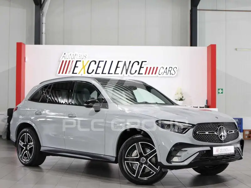 2025 Mercedes Benz GLC 300