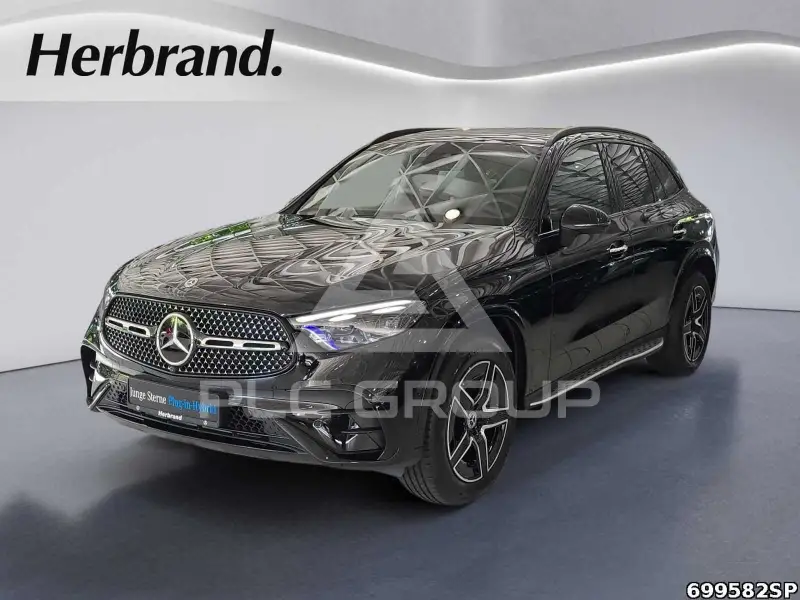 2025 Mercedes Benz GLC 300