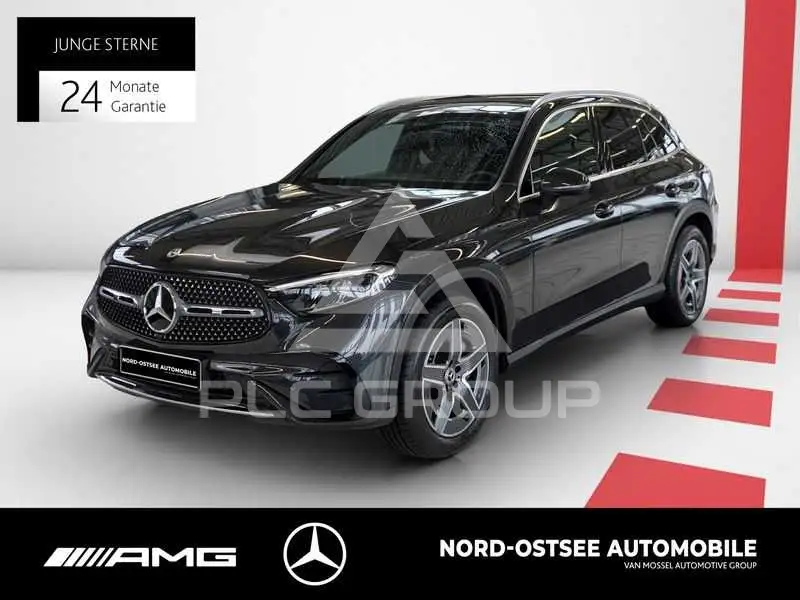 2025 Mercedes Benz GLC 300