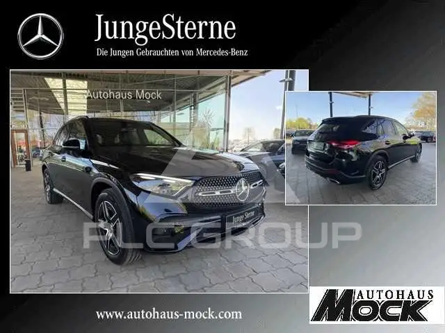 2025 Mercedes Benz GLC 300