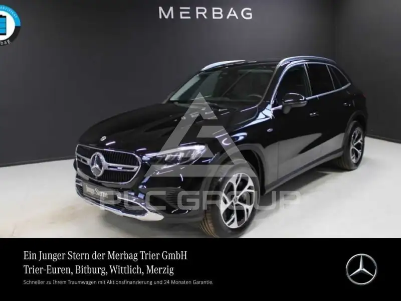 2025 Mercedes Benz GLC 300