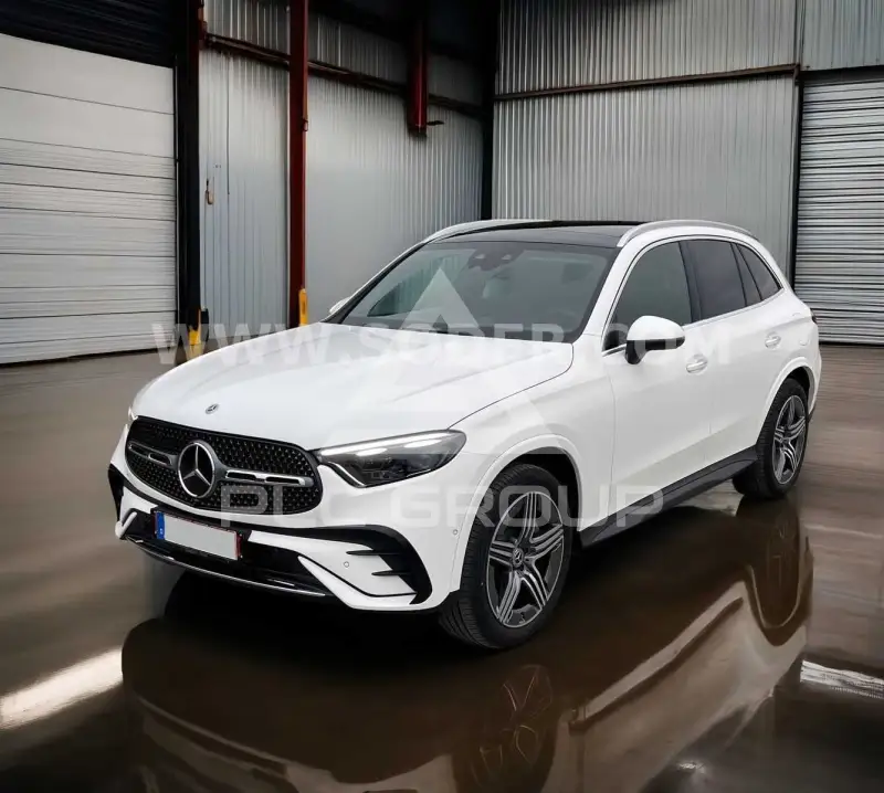 2025 Mercedes Benz GLC 300