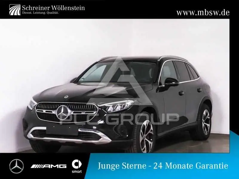 2025 Mercedes Benz GLC 300