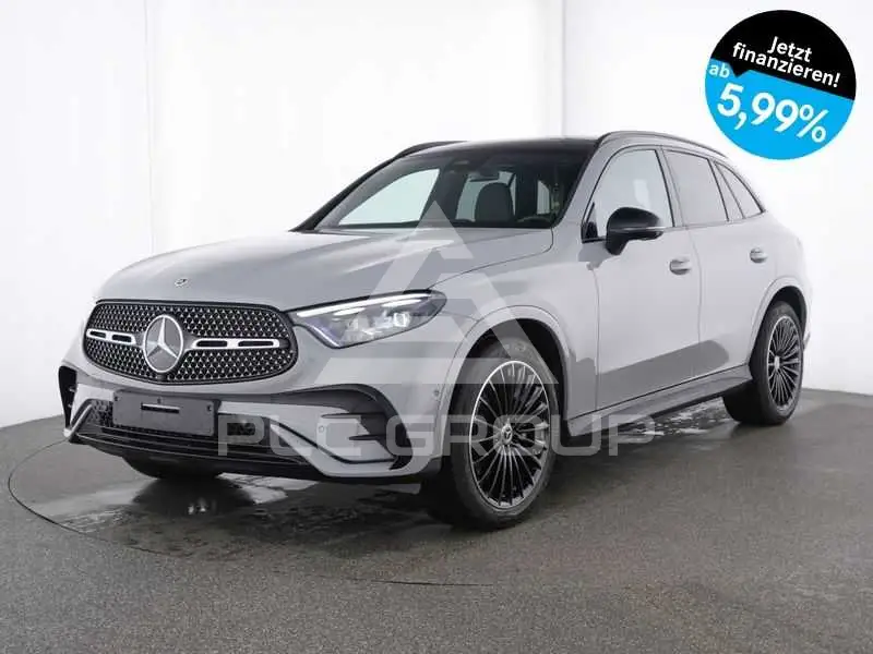 2025 Mercedes Benz GLC 300