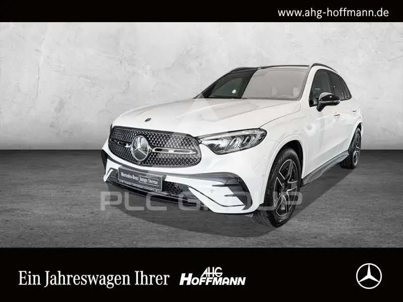 2025 Mercedes Benz GLC 300
