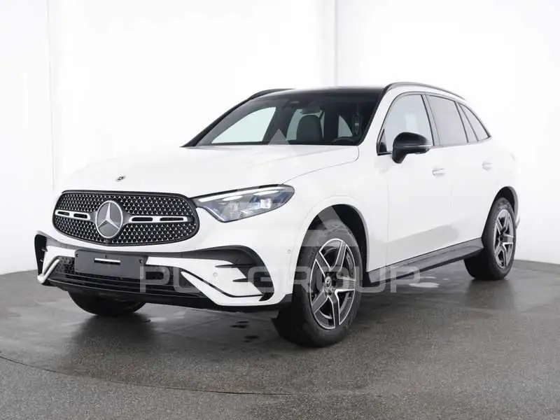 2025 Mercedes Benz GLC 300