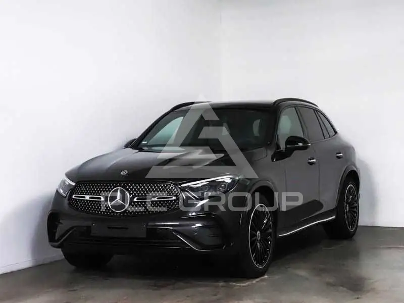 2025 Mercedes Benz GLC 300