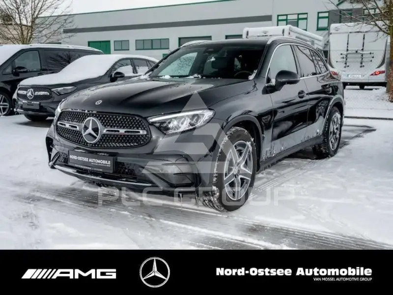 2025 Mercedes Benz GLC 300
