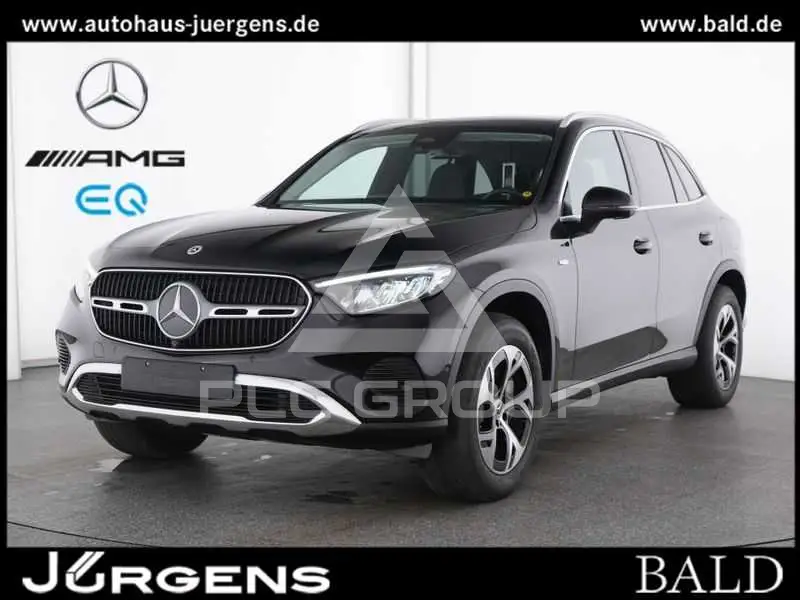 2025 Mercedes Benz GLC 300