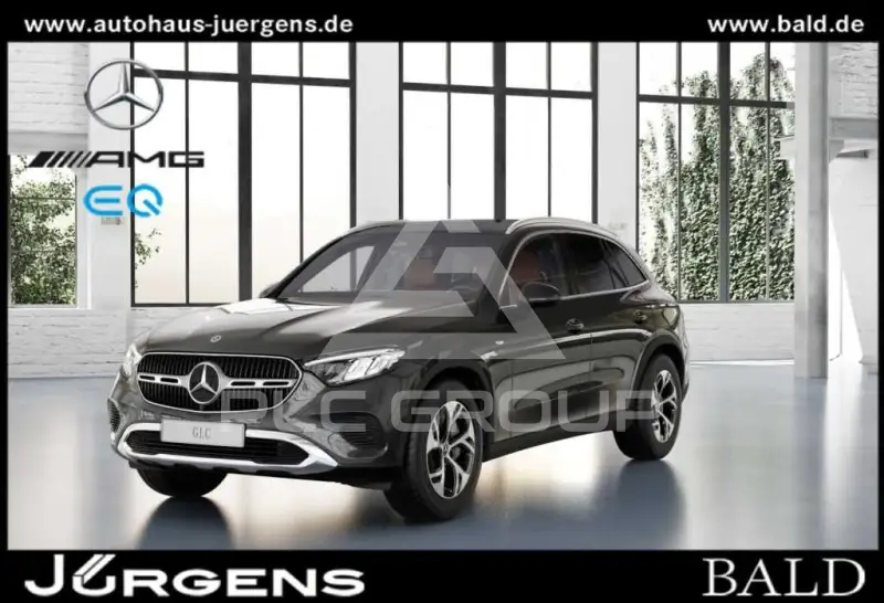 2025 Mercedes Benz GLC 300