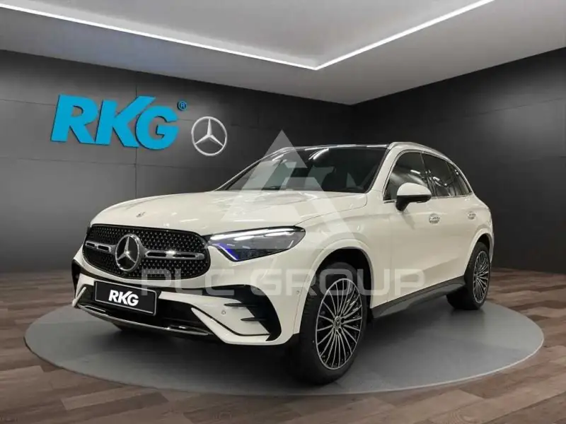 2025 Mercedes Benz GLC 300