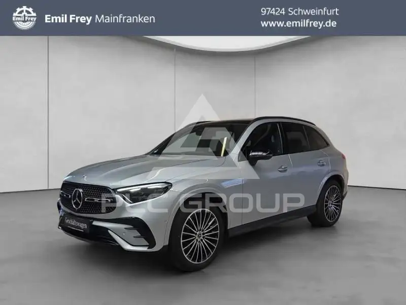 2025 Mercedes Benz GLC 300