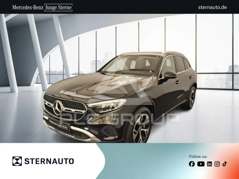 2025 Mercedes Benz GLC 300