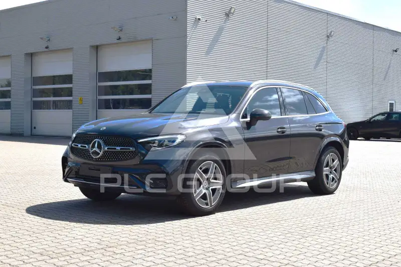 2025 Mercedes Benz GLC 300