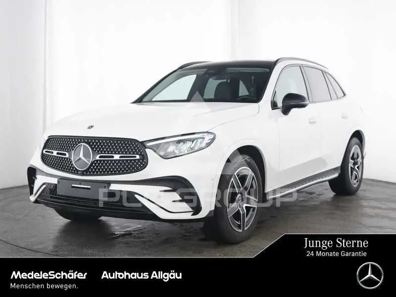 2025 Mercedes Benz GLC 300