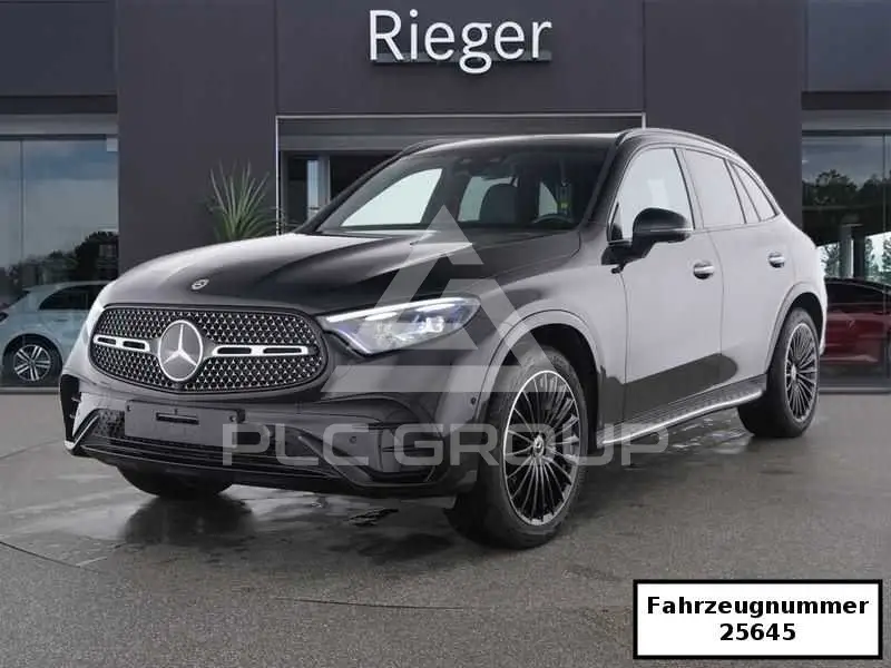 2025 Mercedes Benz GLC 300