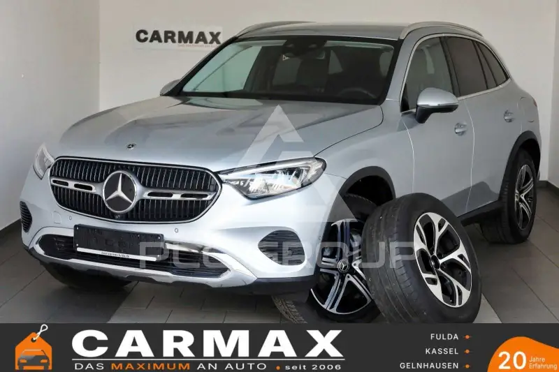 2025 Mercedes Benz GLC 300