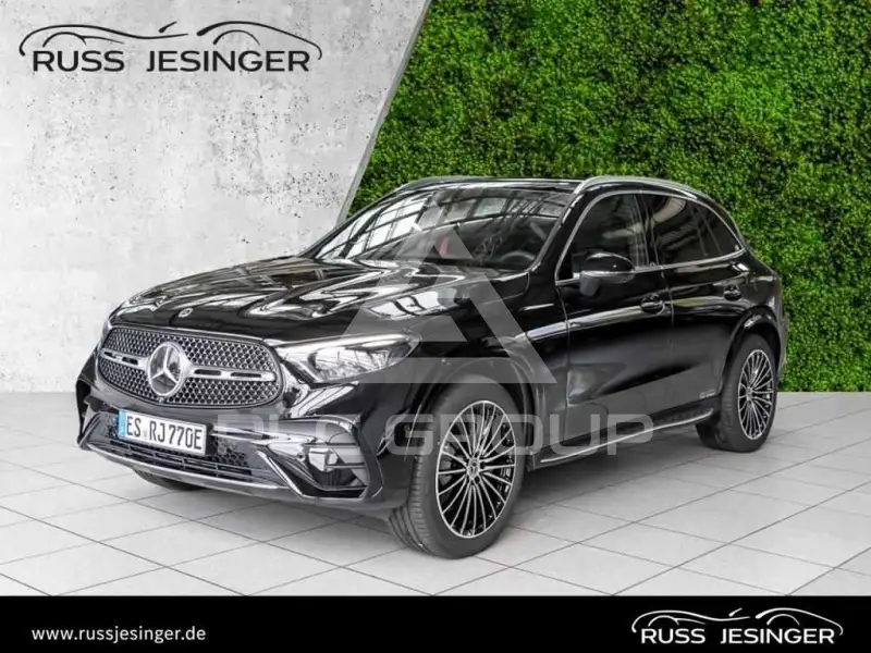 2025 Mercedes Benz GLC 300