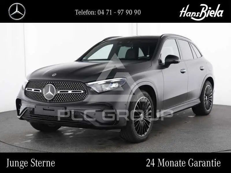 2025 Mercedes Benz GLC 300