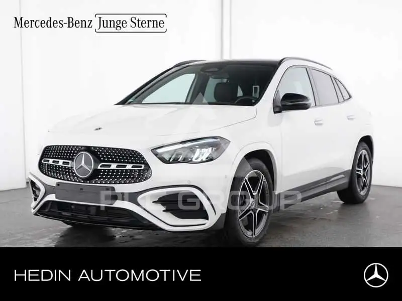 2025 Mercedes Benz GLA 250