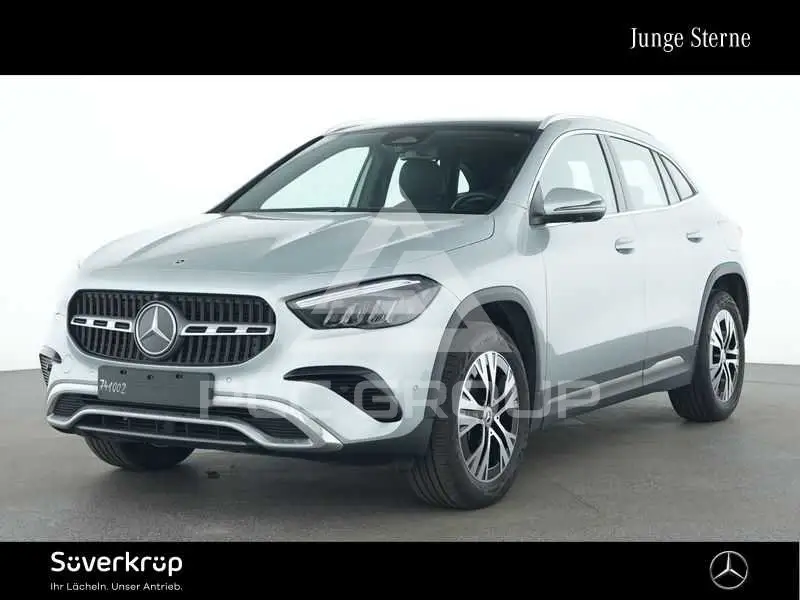 2025 Mercedes Benz GLA 250