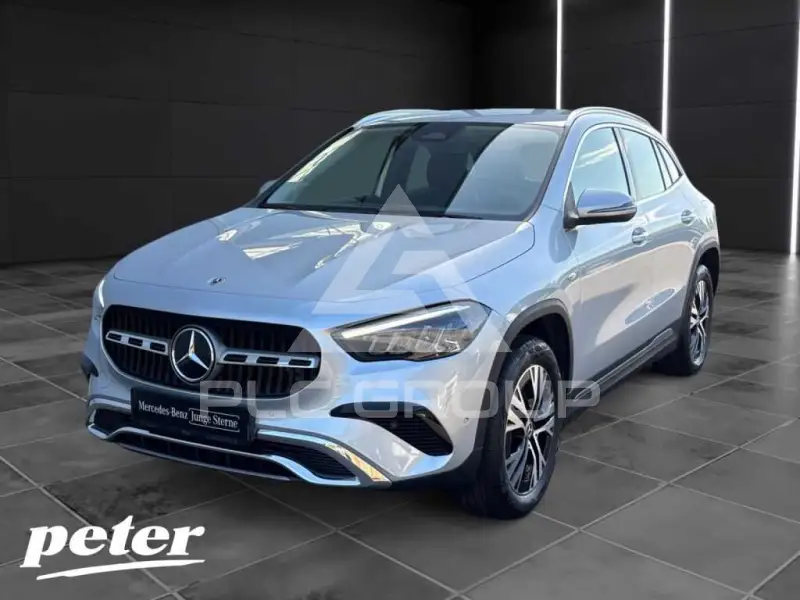 2025 Mercedes Benz GLA 250