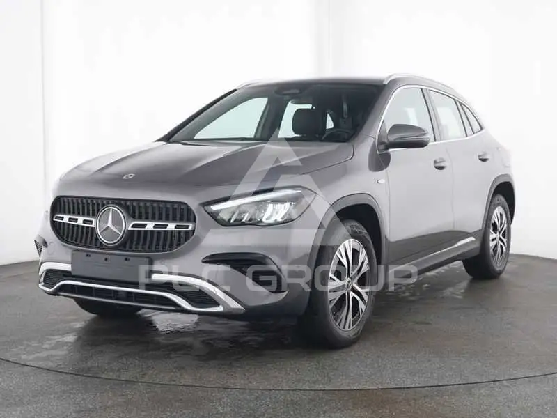 2025 Mercedes Benz GLA 250