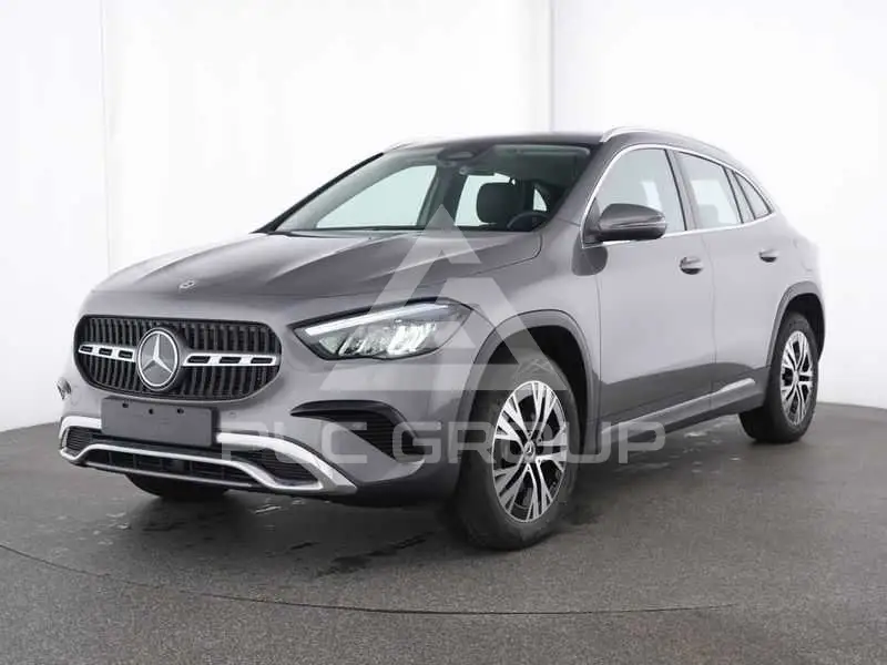 2025 Mercedes Benz GLA 250