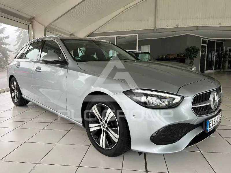 2025 Mercedes Benz C 220
