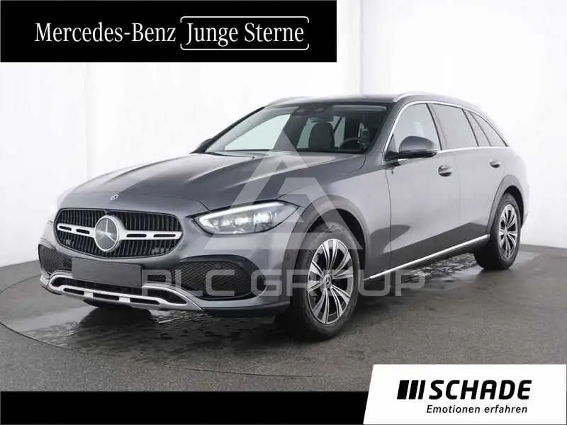 2025 Mercedes Benz C 220
