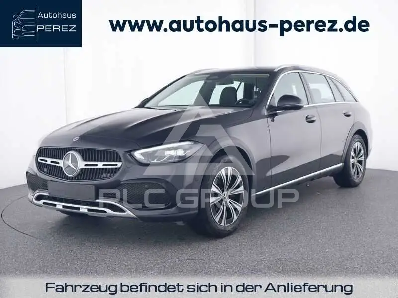 2025 Mercedes Benz C 220
