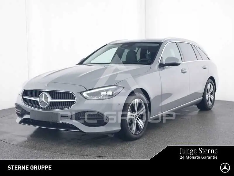 2025 Mercedes Benz C 220