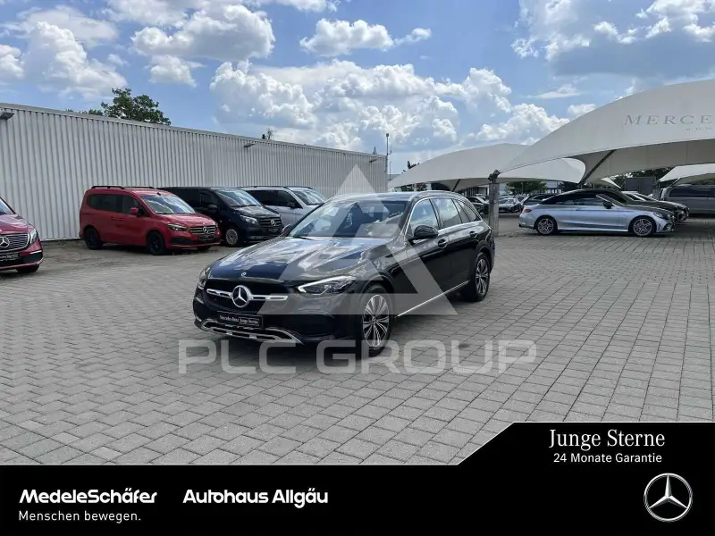 2025 Mercedes Benz C 220