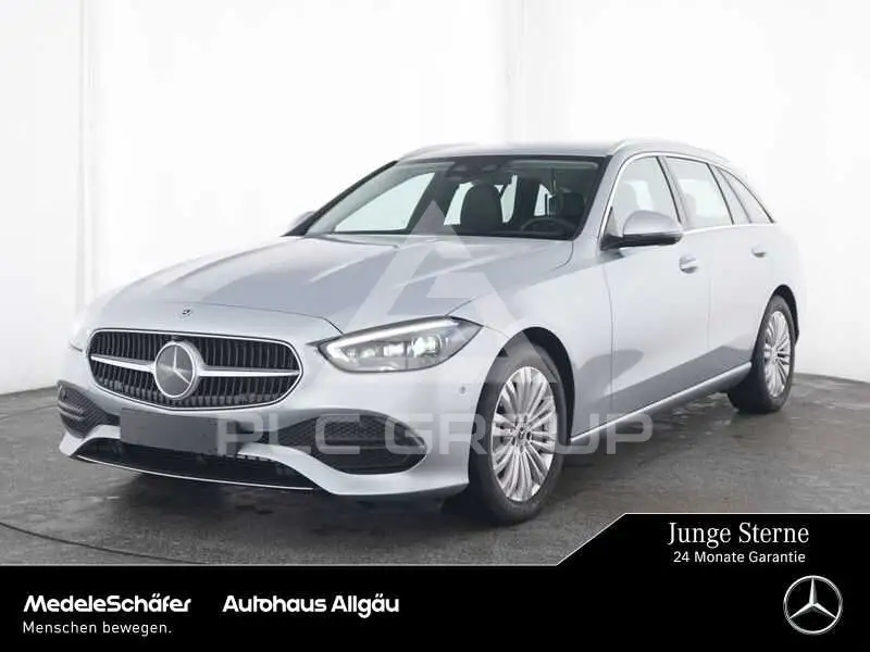 2025 Mercedes Benz C 220