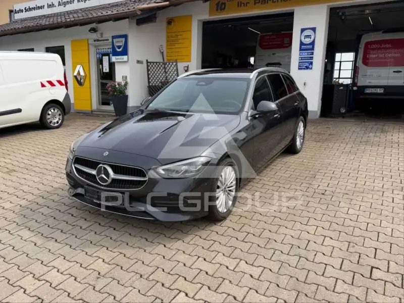 2025 Mercedes Benz C 220