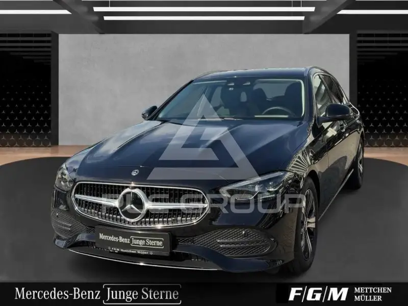 2025 Mercedes Benz C 220