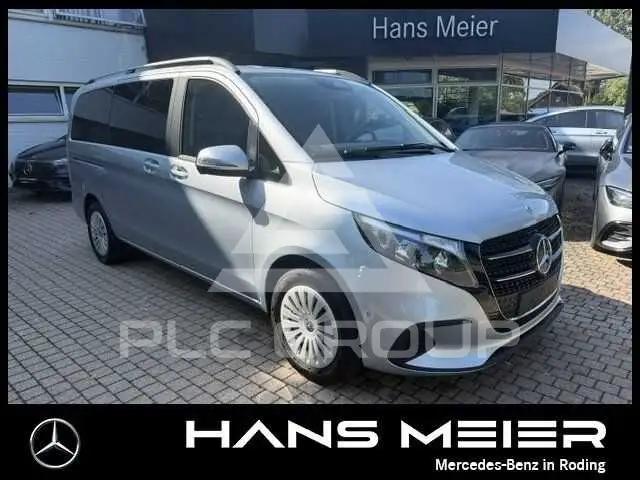 2025 Mercedes Benz V