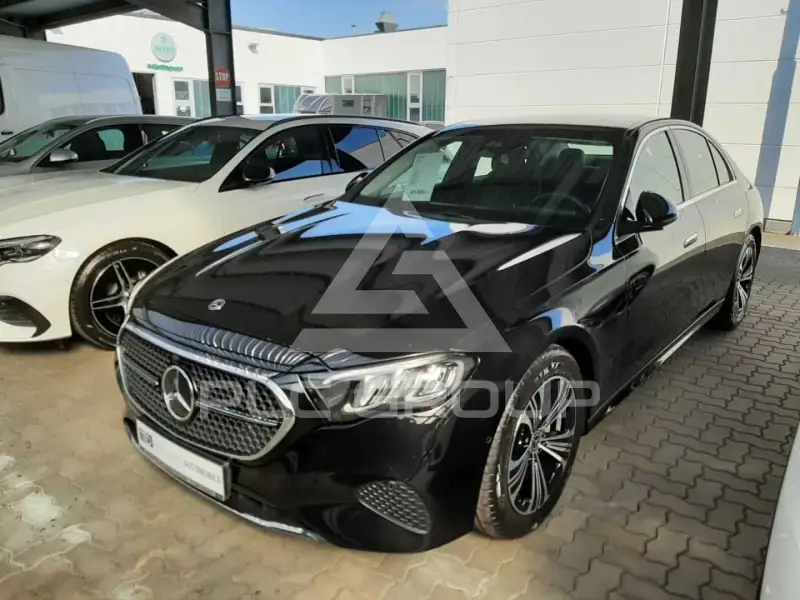 2025 Mercedes Benz E 200