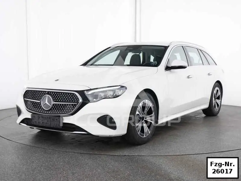 2025 Mercedes Benz E 200