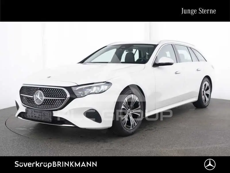 2025 Mercedes Benz E 200