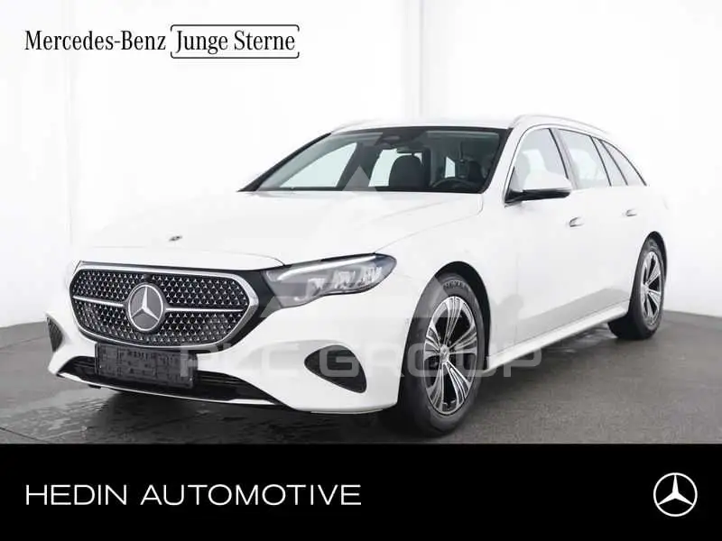 2025 Mercedes Benz E 200