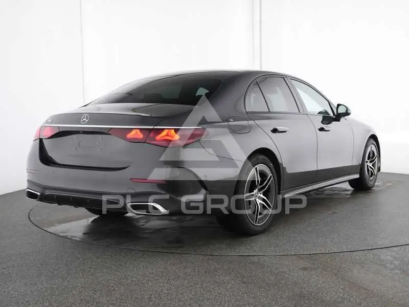 2025 Mercedes Benz E 200