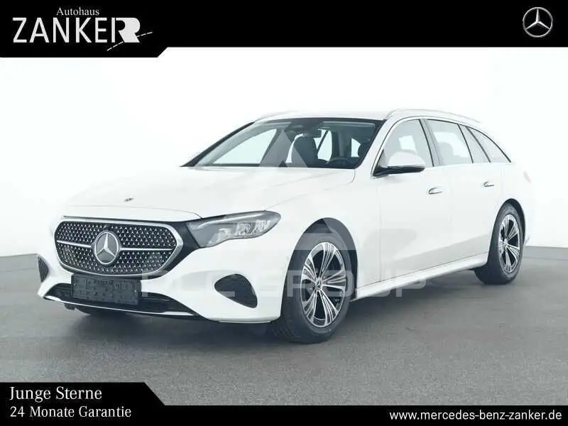 2025 Mercedes Benz E 200