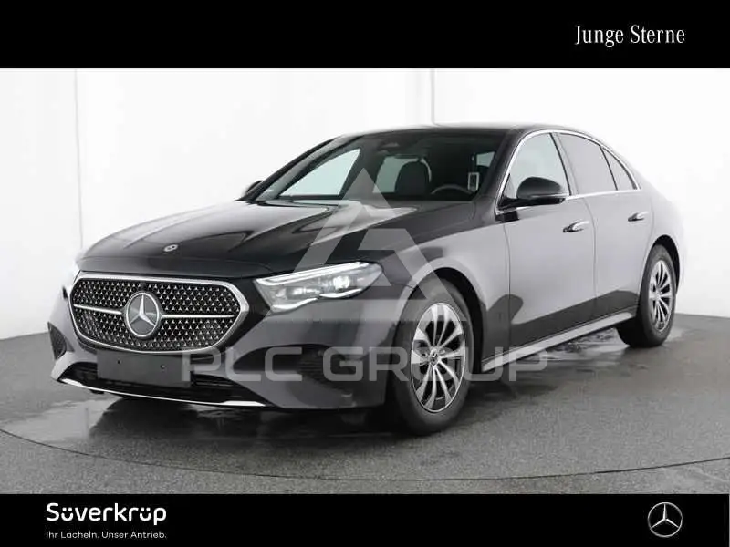 2025 Mercedes Benz E 220