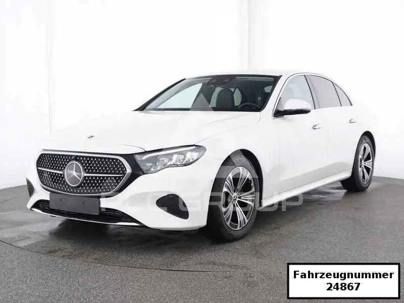 2025 Mercedes Benz E 220