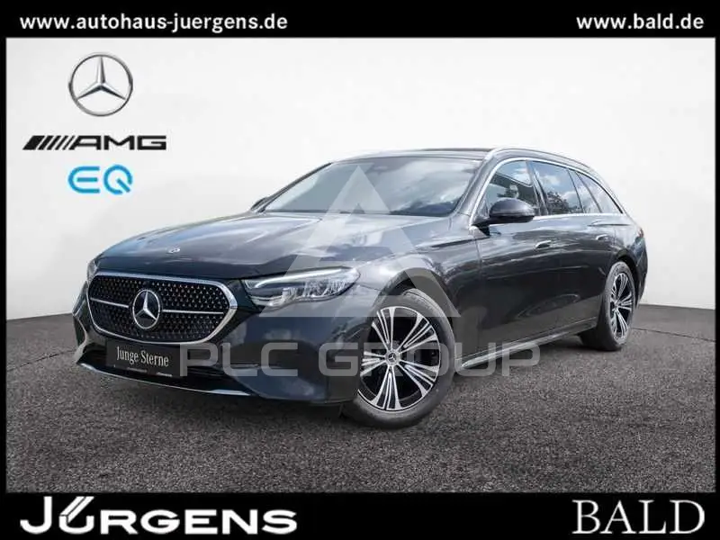 2025 Mercedes Benz E 220